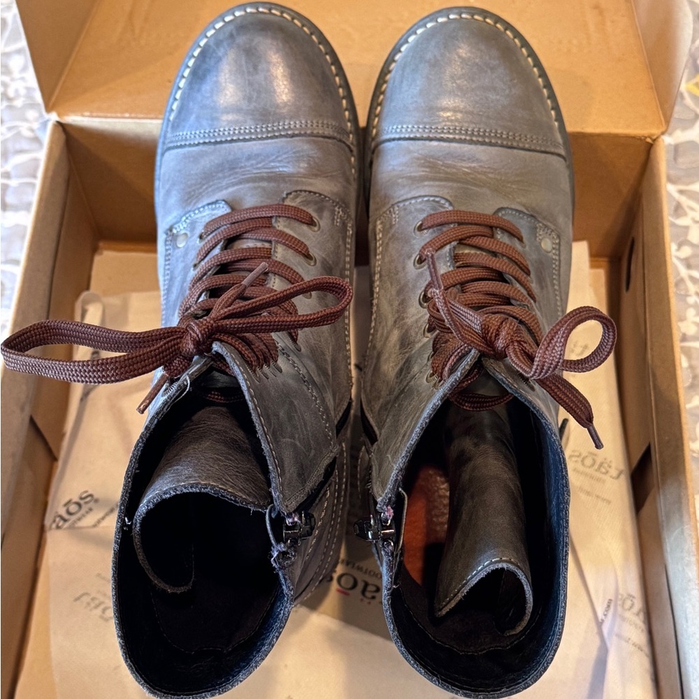 The Iconic Crave Boot from Taos in Steel grey leather - Picture 7 of 9